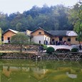 J'entre dans la demeure où est né Mao, une petite maison toute simple aux pièces humides. 