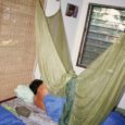 La nourriture laisse à désirer. Elle intoxique l'équipe et condamne Roland Théron à ne plus quitter le lit pendant plusieurs jours.